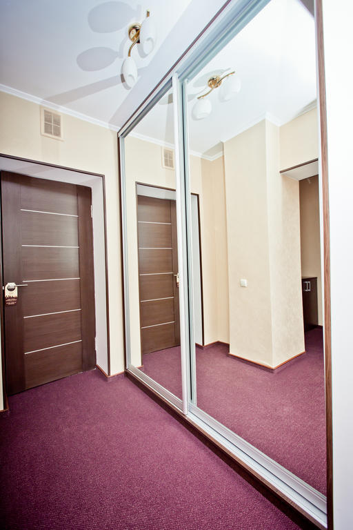 Grand Sport Hotel Brovary Habitación foto