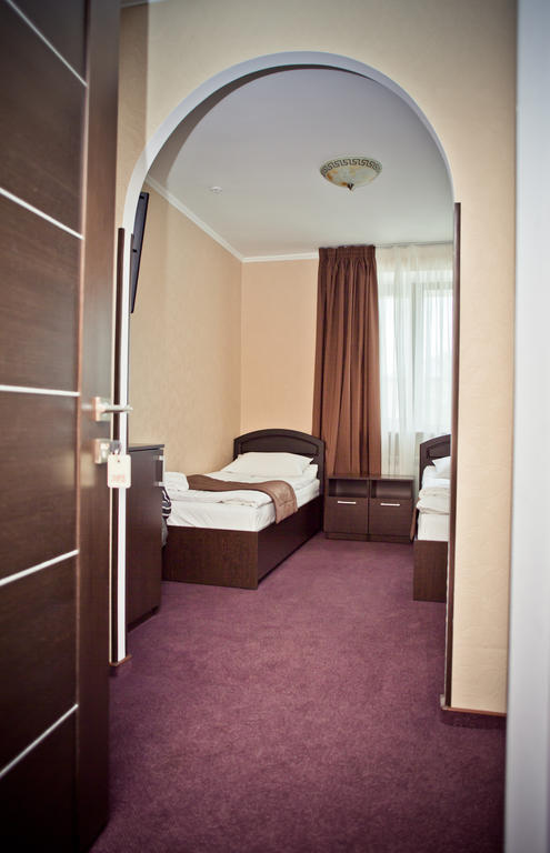 Grand Sport Hotel Brovary Habitación foto